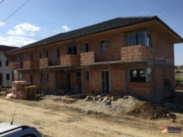 casa-de-tip-triplex-cu-gradina-de-vanzare-in-zona-calea-cisnadiei